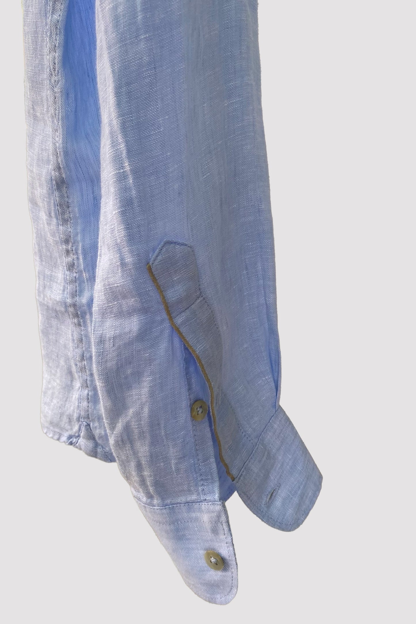 ALLEY DOCKS CAMISA POLERA CELESTE