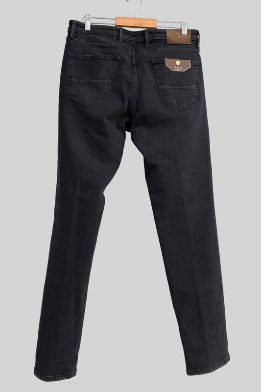 Fourten jean color negro