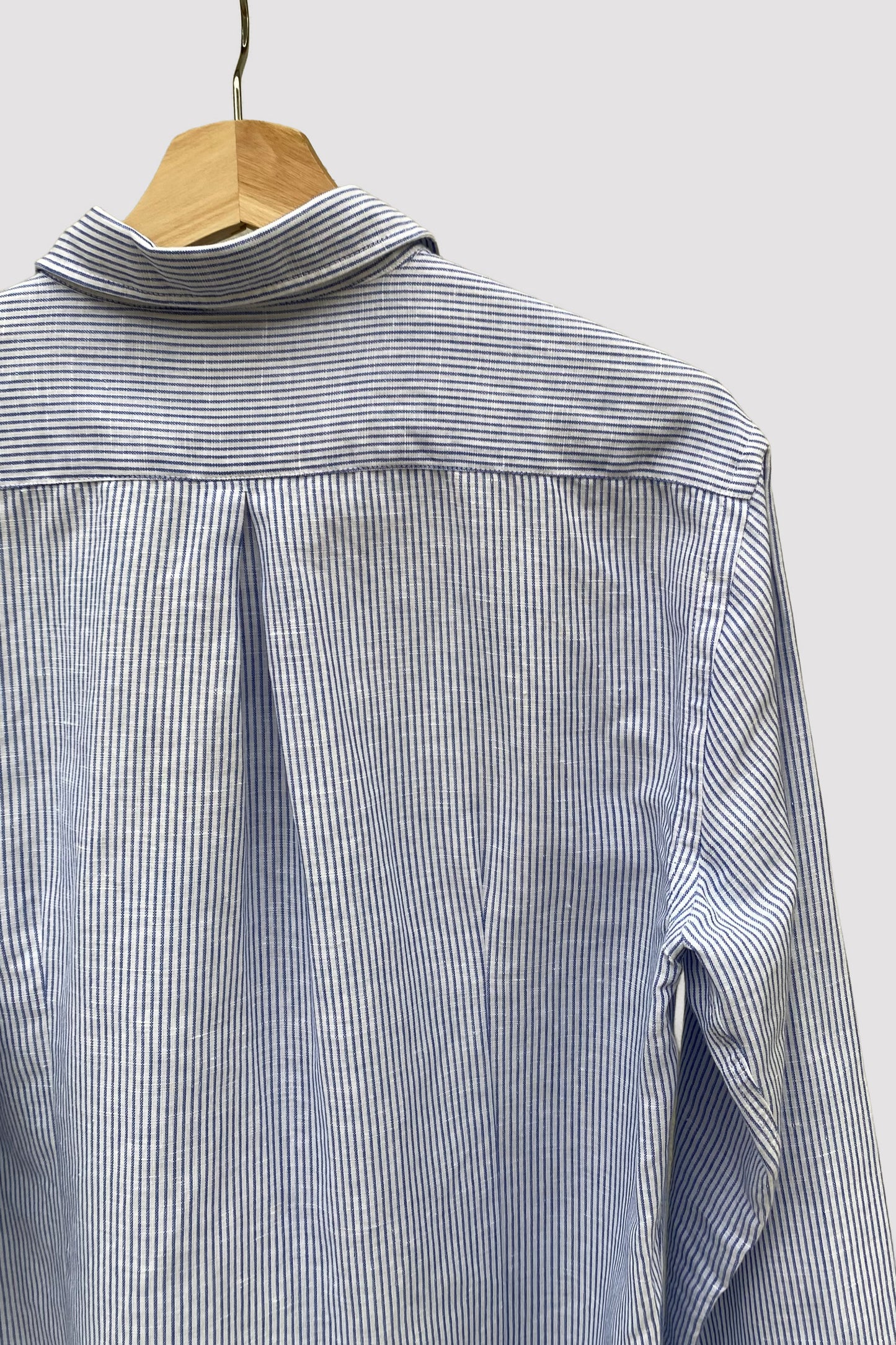 Homeward camisa blanca de rayas azules