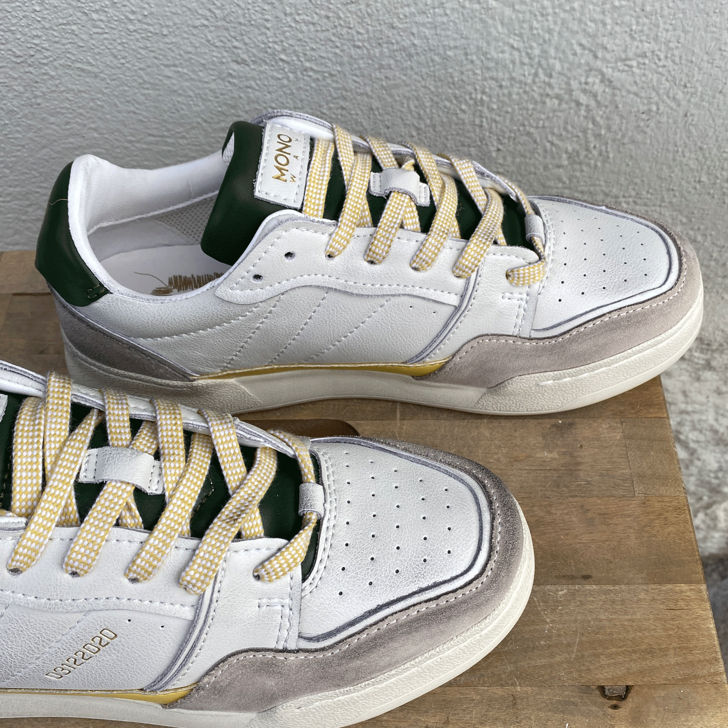Monoway Zapatillas de napa blancas y verdes