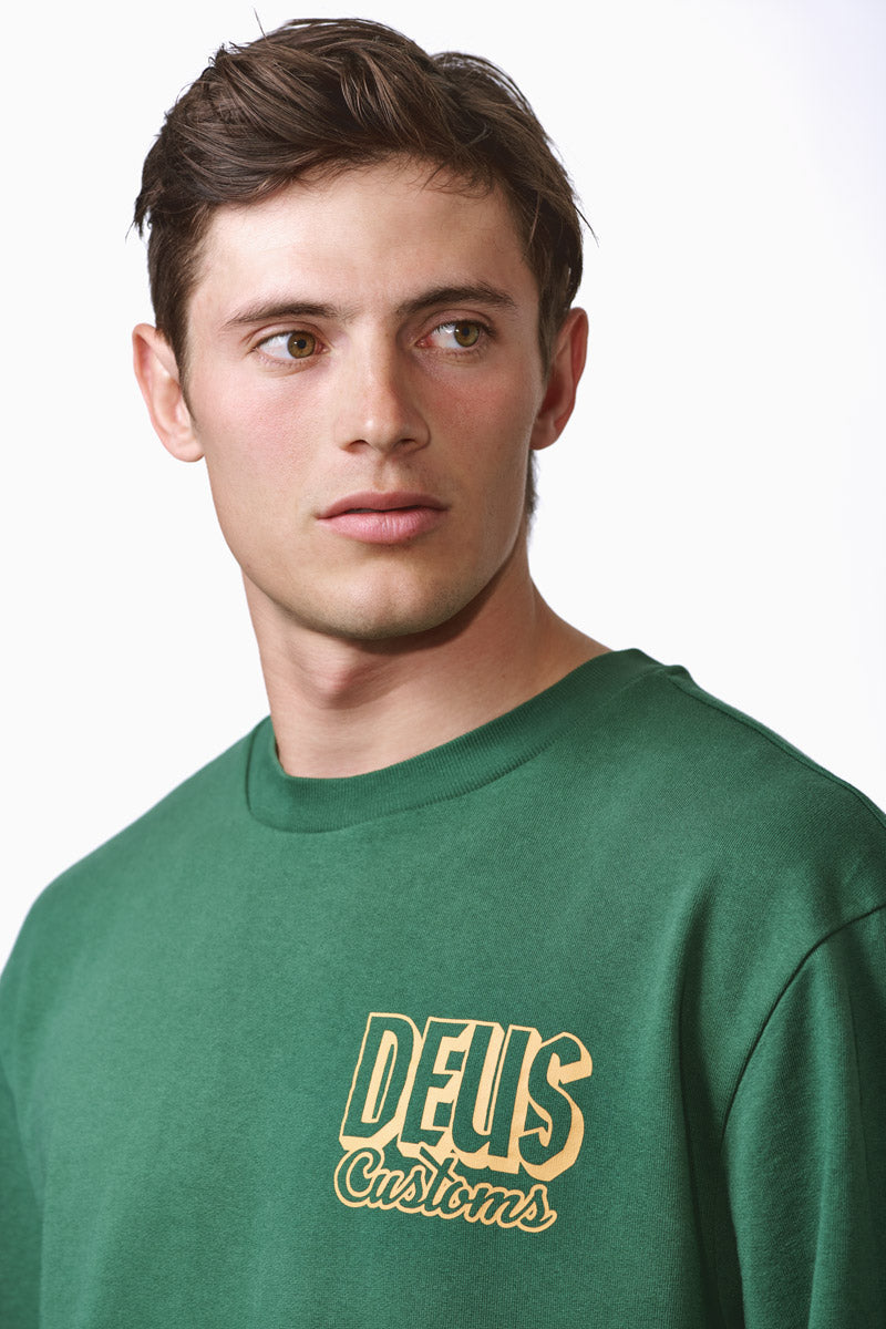 Camisetas y sudaderas