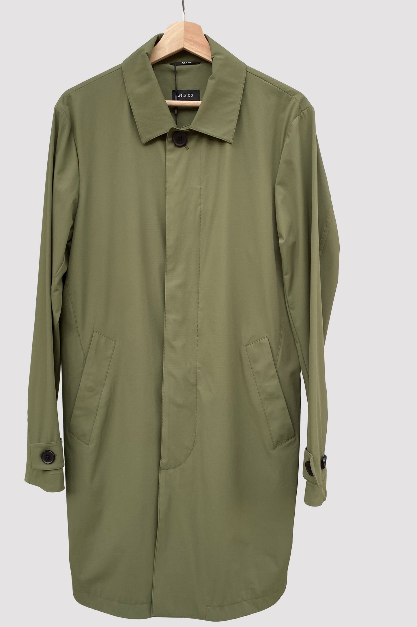 At.p.co Gabardina técnica color verde