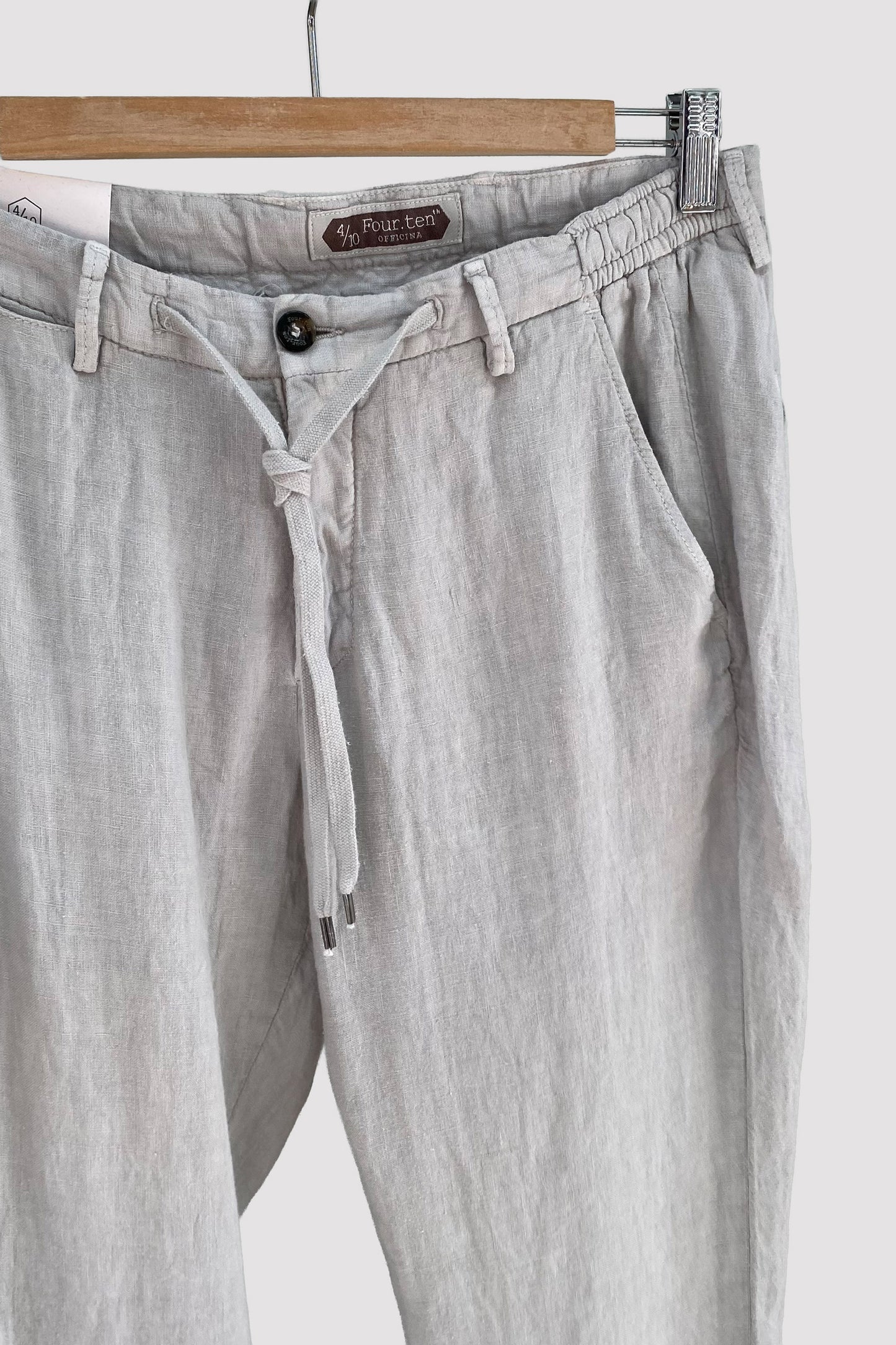 Four.ten Pantalón de lino con goma y cordón en la cintura gris claro