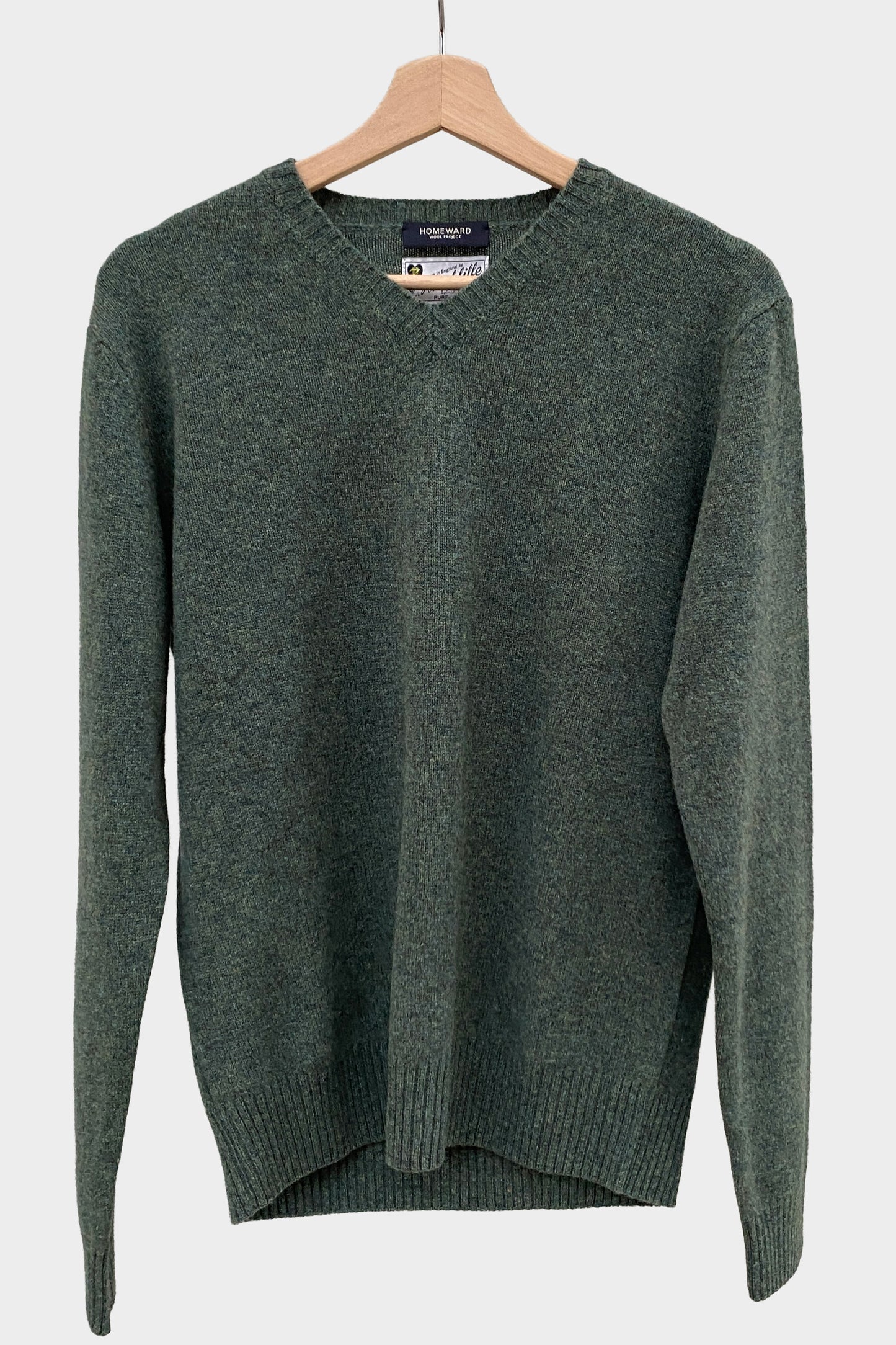 Homeward jersey cuello pico verde