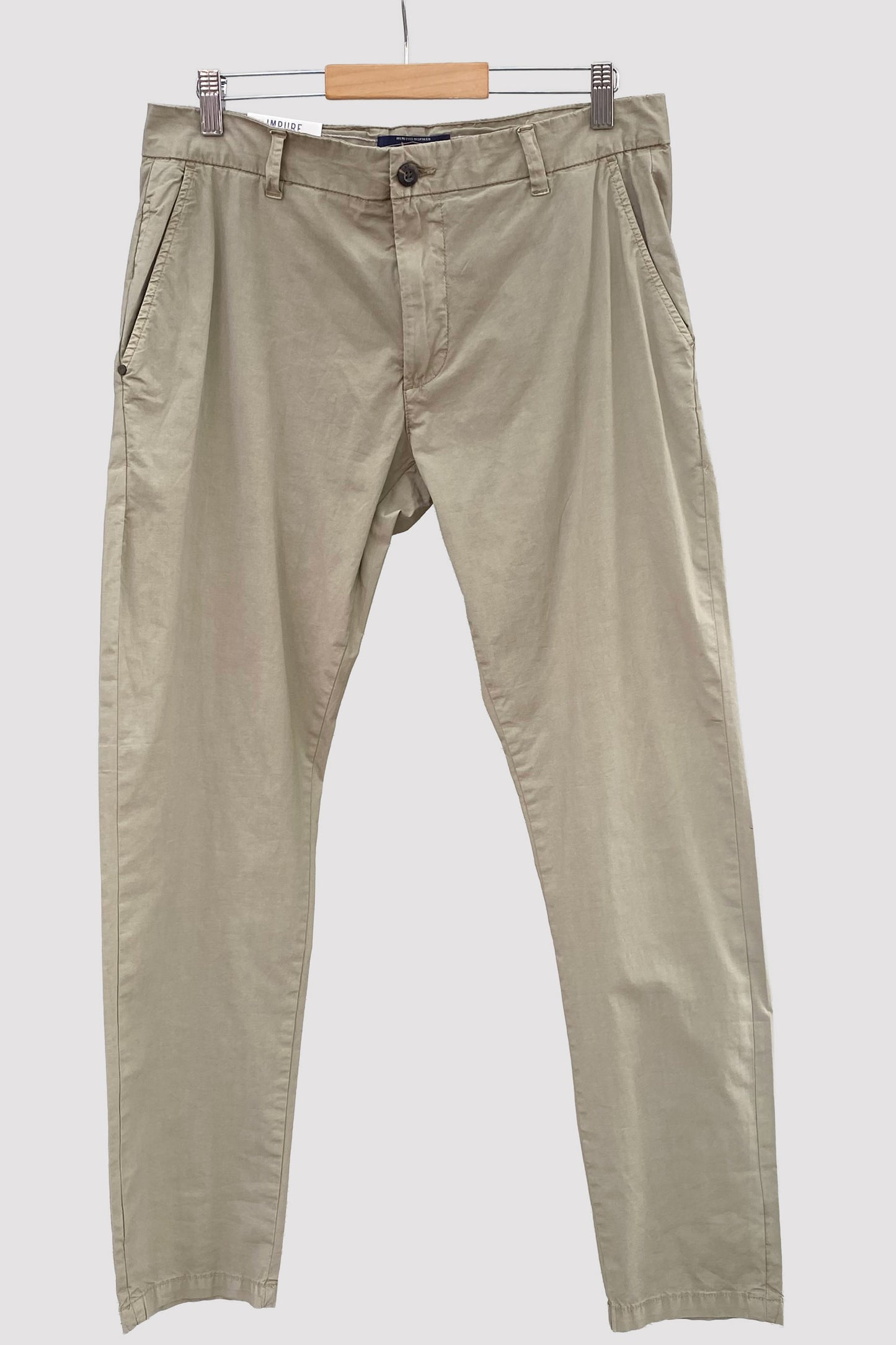 Impure Pantalón chino color camel